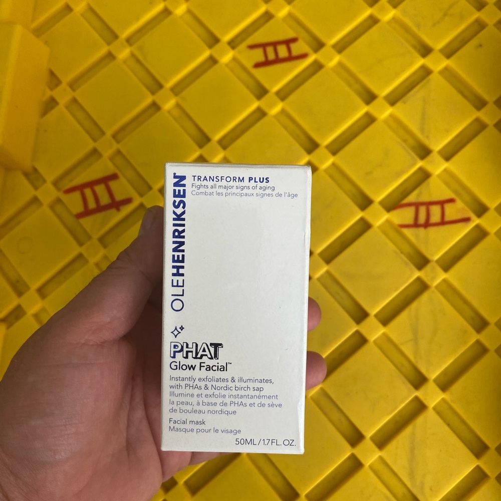 OLE HENRIKSEN PHAT Glow Facial Exfoliating Mask Transform Plus 50ml/1.7oz.